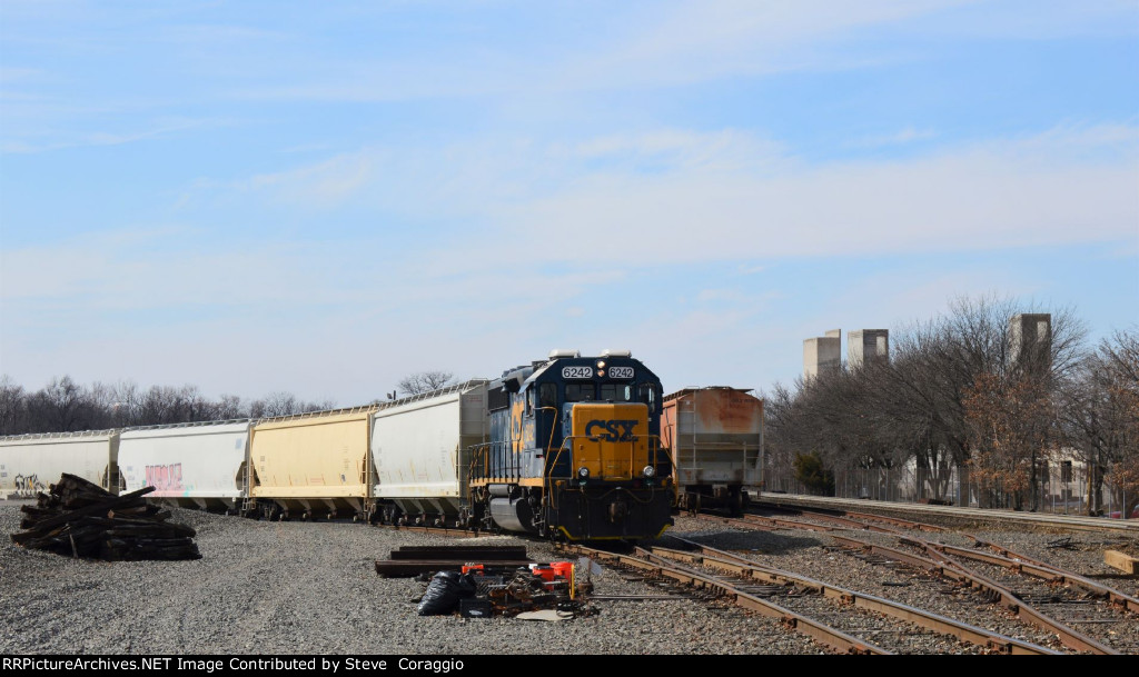 CSX 6242 Close Up